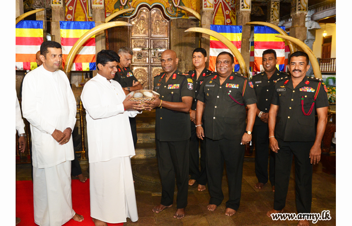 Army-Supplied 'Coppara' to Illuminate 'Sri Dalada Perhera' for 5th Consecutive Year 
