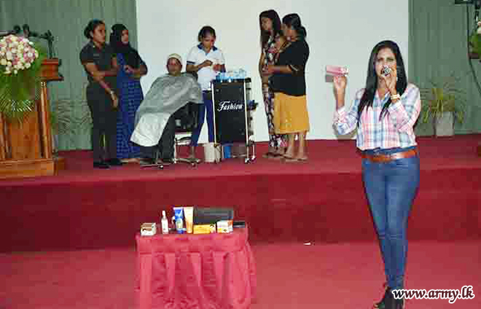21 වන සේනාංකයේ මූලිකත්වයෙන් ‘රූපලාවණ්‍ය’ වැඩමුළුවක්