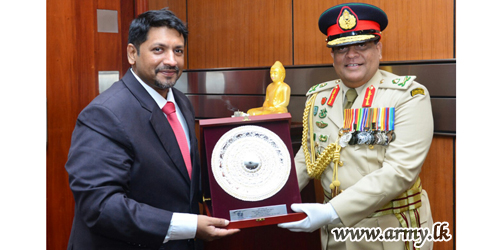 State Minister of Defence Extends Greetings to New Commander