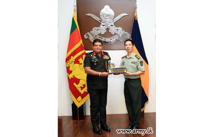 Chinese Embassy Defence Attaché Pays Courtesy Call on Commander of the Army
