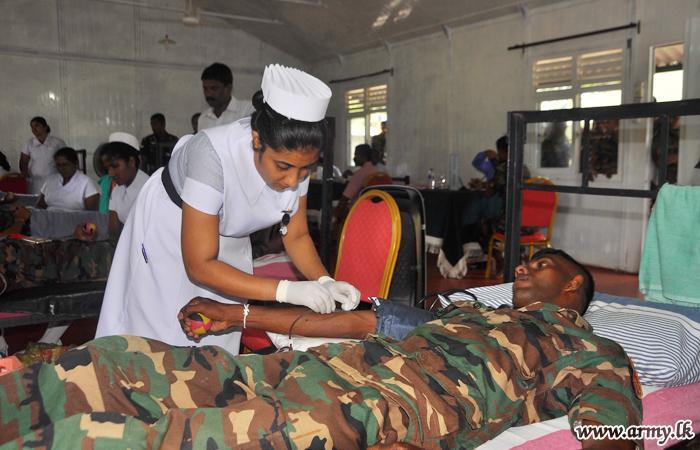 1 SLSR Troops Organize Blood Donation 