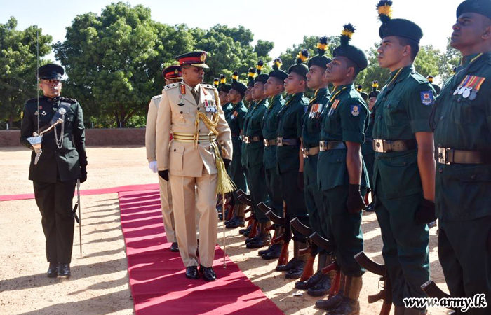 Troops Bid Farewell to Outgoing Mullaittivu Commander