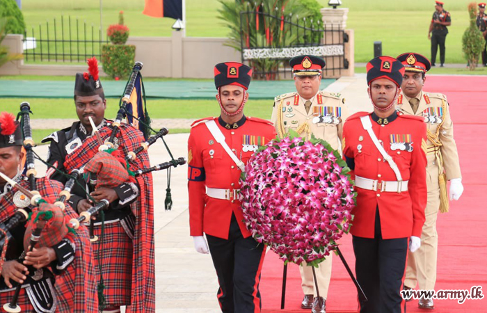 Memories of Brave War Heroes Venerated at Battaramulla Hours Before the Army Day