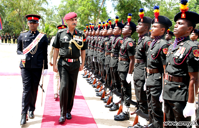 ලුතිනන් ජෙනරාල් දිලීප් සිංග් ගේ ප්‍රධානත්වයෙන් ශ්‍රී ලංකා යුද්ධ හමුදා යුධෝපකරණ බලකායේ 70 වන සංවත්සර අභිමානවත් අයුරින් සමරයි 