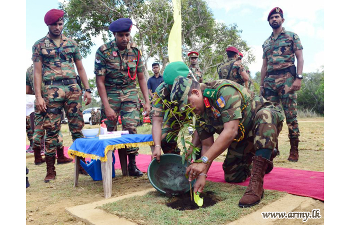 Commander Launches ‘Thuru Sirasa’ in Kilinochchi with Thousands of Students