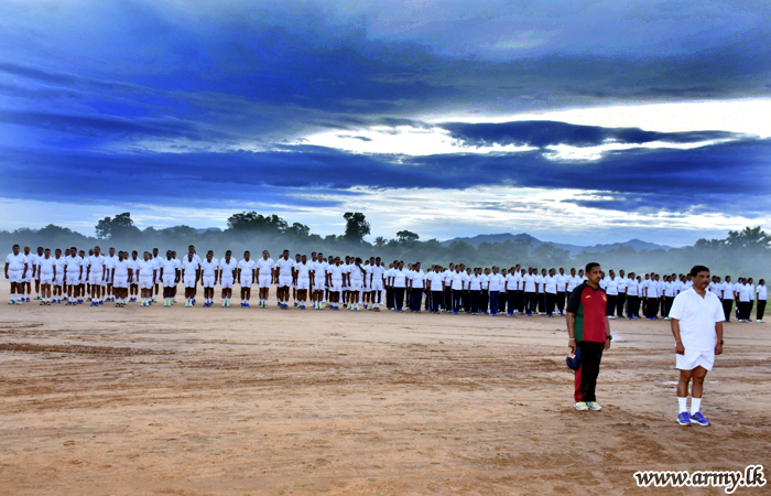 பொறிமுறை காலாட் படையணியினரது பயிற்சி தினமன்று இடம்பெற்ற பயிற்சிகள்