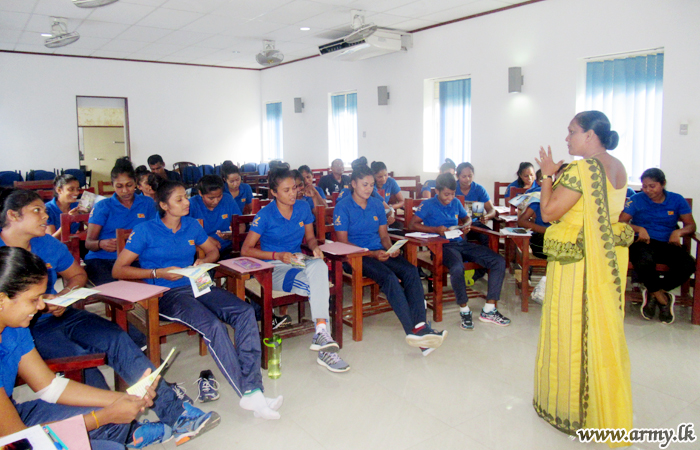 National Handball Players Listen to a Lecture