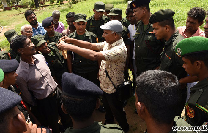 Troops Learn Practice of Bee-Keeping in Kilinochchi