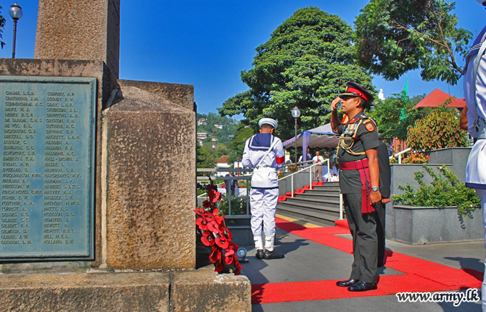 මහනුවරදී  ලෝක යුධසමයේ මියගිය විරුවන් සහ අනෙකුත් රණවිරුවන් සිහිකරමින් ‘පොපි දිනය’ සමරයි