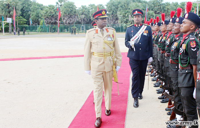 Newly-Promoted 55 Division GOC Greeted in Welcome Ceremony 