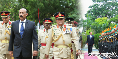 Four-digit Number Jaffna's Tri Service & Police Personnel Lend Warm Welcome to Secy Defence 