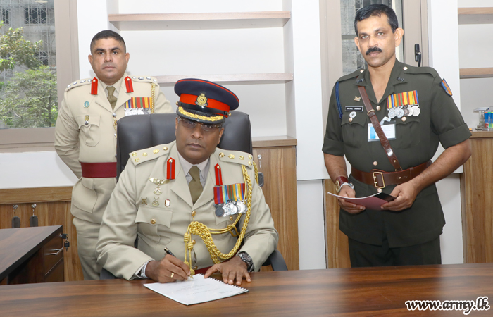 வெளிநாட்டு செயல்பாடுகள் பணியகத்திற்கு புதிய பணிப்பாளராக நியமனம்  பதவியேற்பு 