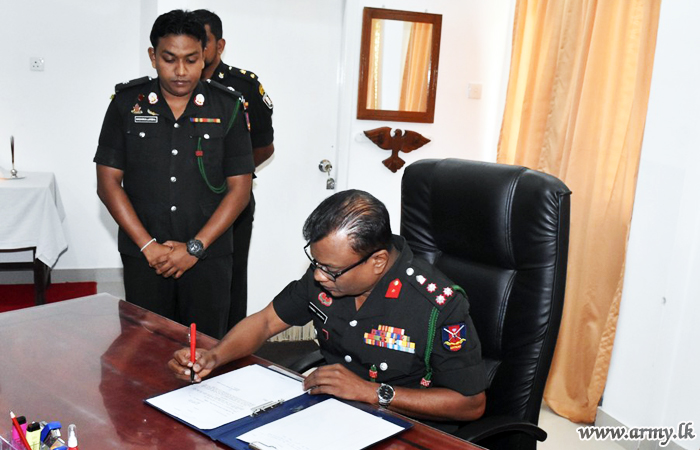 அம்பாறை பயிற்சி கல்லூரிக்கு  40 ஆவது படைத் தளபதி நியமனம் 