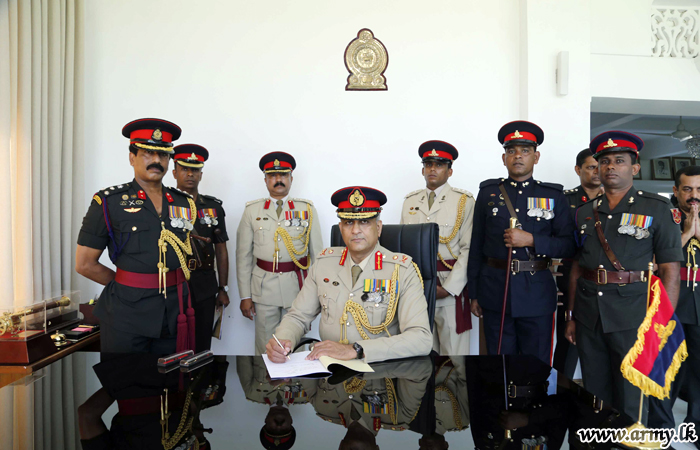 Incoming New SLA Colonel Commandant & Outgoing One Honoured in Military Salutes