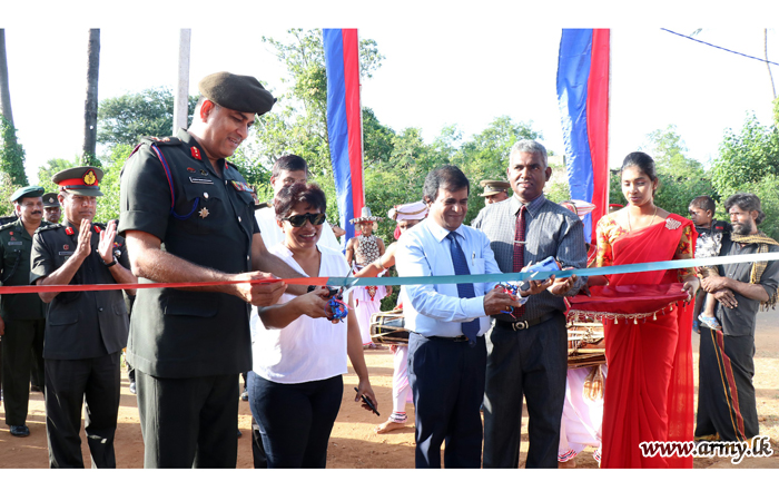 Army Troops Re-do Road Patch to Telippalei Cancer Hospital