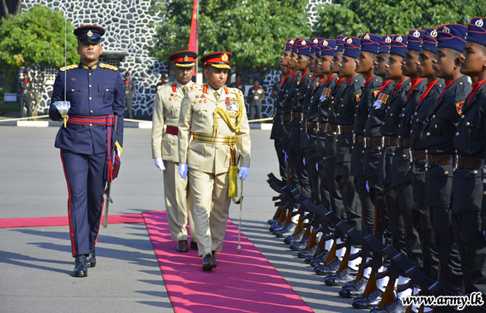 Retiring Senior Officer Saluted at SLE HQ