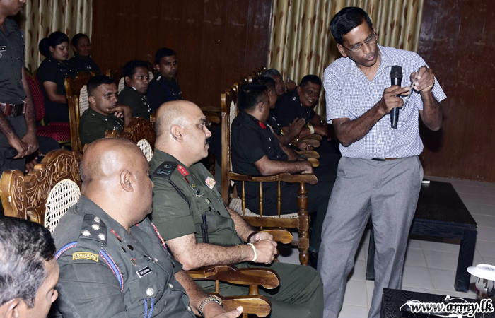 Troops in Mullaittivu with Civilians Learn about ‘Bee-Keeping’