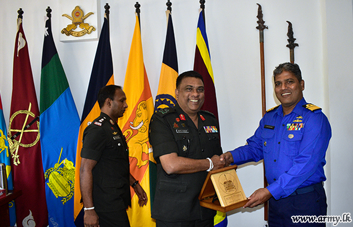 Commander North Central Naval Area Visits SFHQ-Wanni