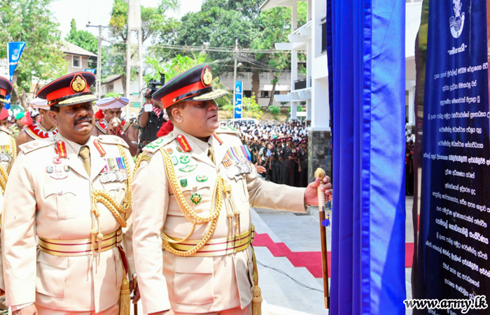 ශ්‍රී ලංකා පාබල හමුදා රෙජිමේන්තු මූලස්ථානයේ අභිනවයෙන් ඉදිකළ ගොඩනැගිලි සංකීර්ණය යුද්ධ හමුදාධිපතිතුමන්ගේ සුරතින් විවෘත වෙයි