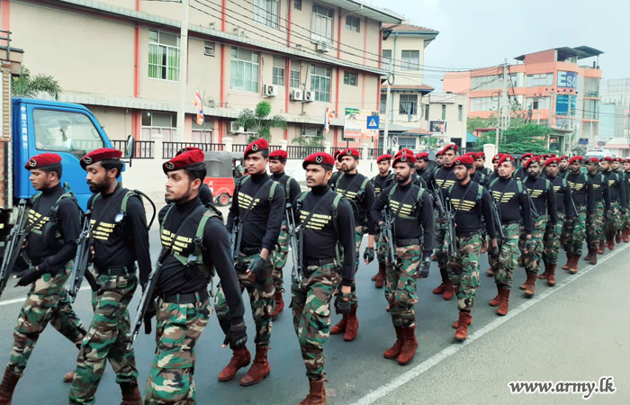 Apex of ‘Commando Footslog’ Anniversary Spectacle at Galle Face