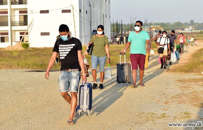 501 More Returnees from Punani, Kandakadu & Diyatalawa QCs Proceed Home