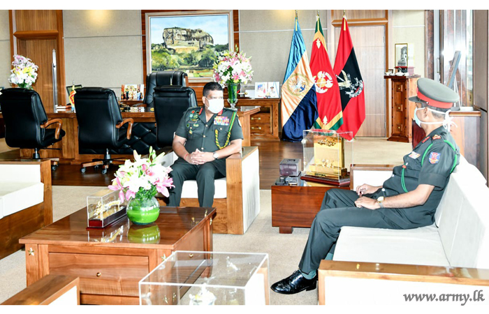 Commander Extends Best Wishes to Retiring Senior Officer