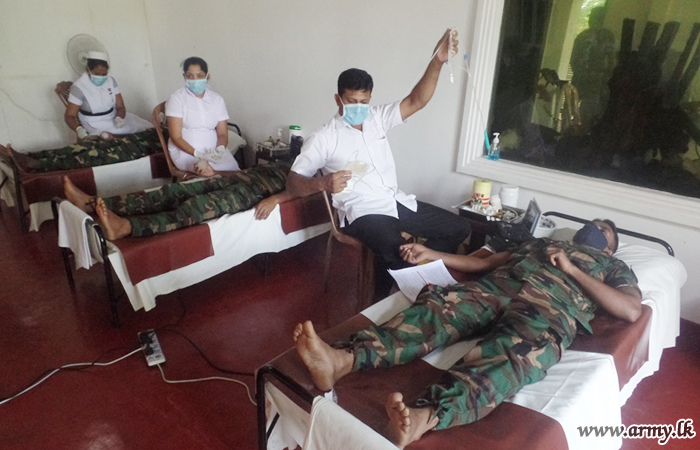 9 SLSR Troops Join Blood Donation Programme
