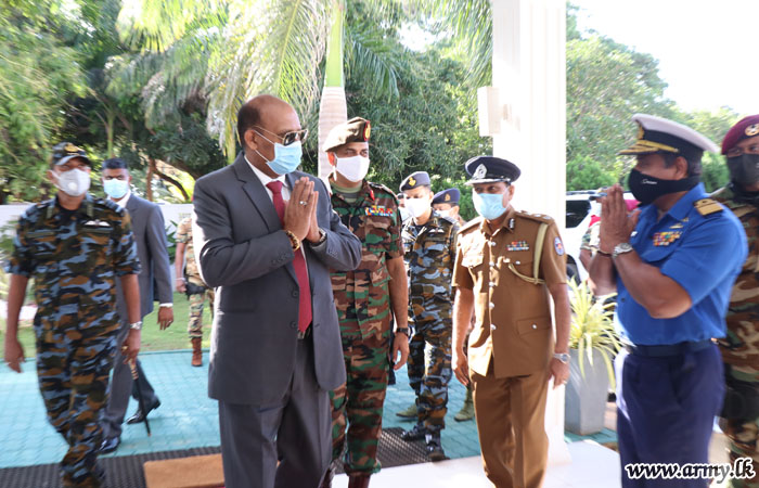 Secretary Defence Visiting Jaffna Hails Multifaceted Roles of Tri Services, Police & Health Officials in the Peninsula