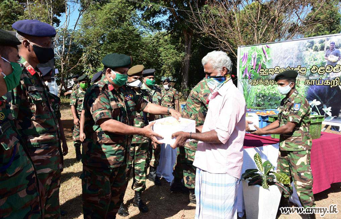 முல்லைத்தீவு படையினரால் விவசாயிகளின் அறுவடை பொருட்களுக்கு போக்குவரத்து வசதிகள் 