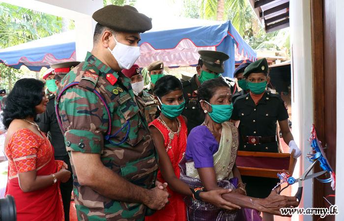 Jaffna Troops Build 701st New House for Another Needy Family 
