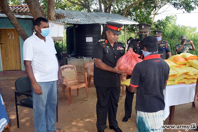 Troops Coordinate Distribution of Relief Packs among the Needy