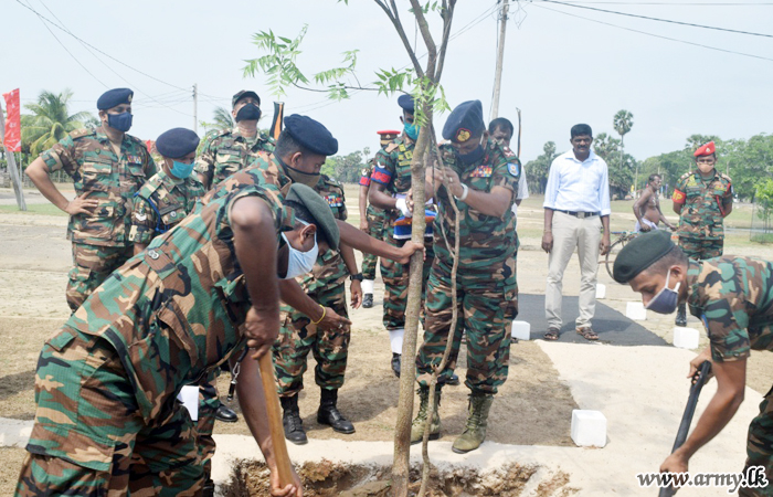 Troops Plant Saplings in and around Wattapalai Kannaki Amman Hindu Temple Premises