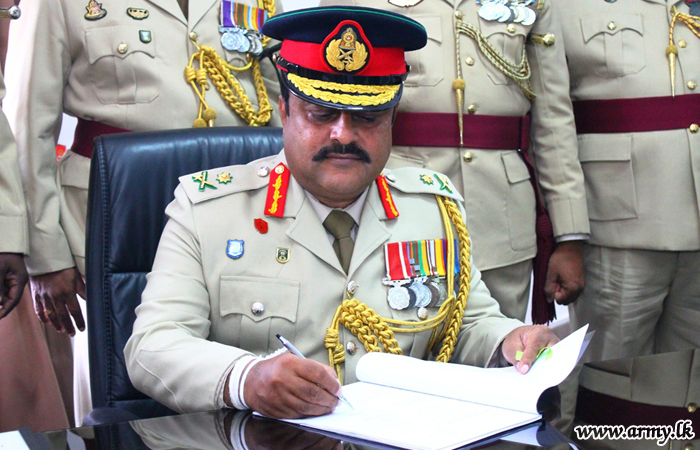 New 11 Division GOC Assumes Office