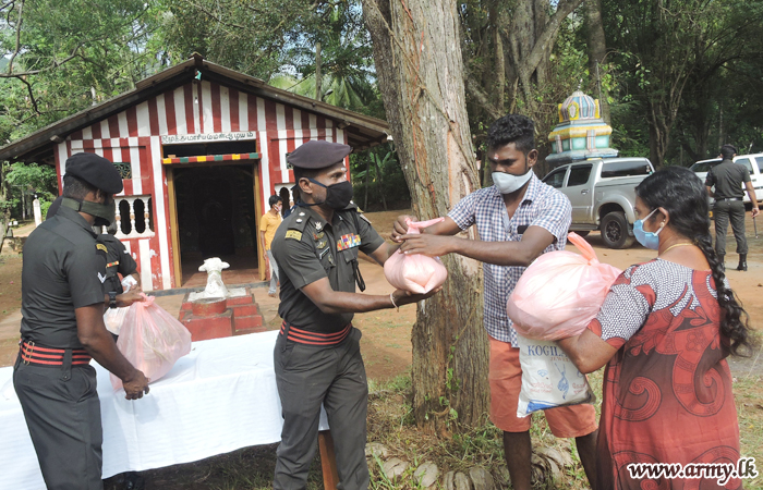 பாதிக்கப்பட்ட குடும்பங்களுக்கு இராணுவ அதிரடிப் படையால் உலர் உணவு பொருட்கள்  