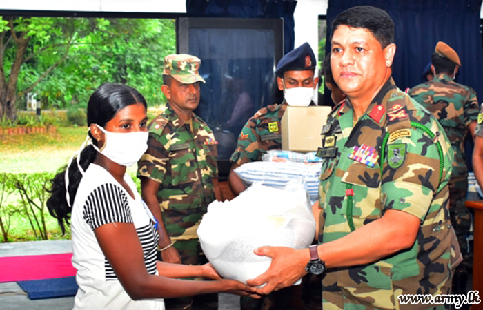 232 Brigade Coordinates Supply of Relief Packs for the Needy in Dehiattakandiya 