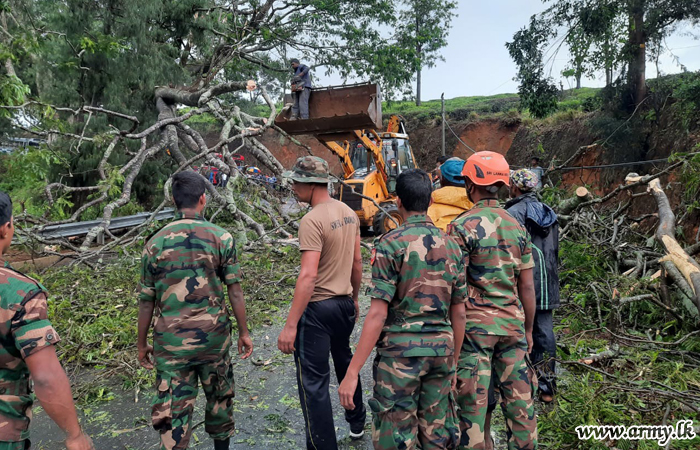 3 SLSR Troops Clear Road Blockade at Radella