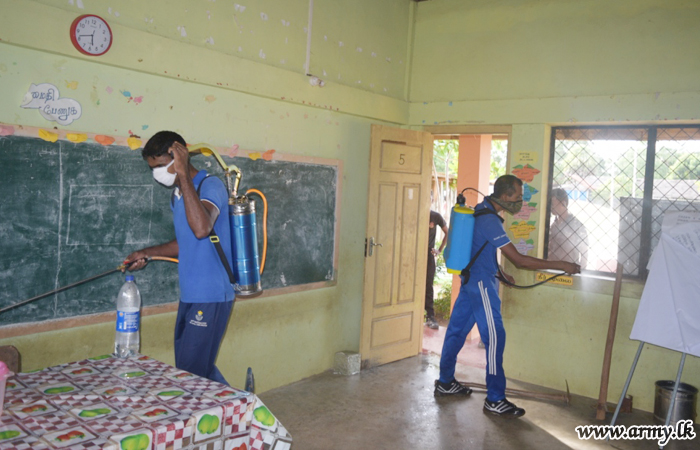 Troops Disinfect Kilinochchi Schools Against COVID-19