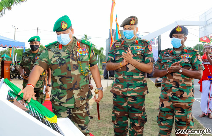 இராணுவ தளபதியினால் கூடைப்பந்தாட்ட கூடம் திறந்து வைப்பு