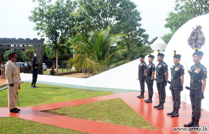 Outgoing Mullaittivu Commander Saluted in 59 Division