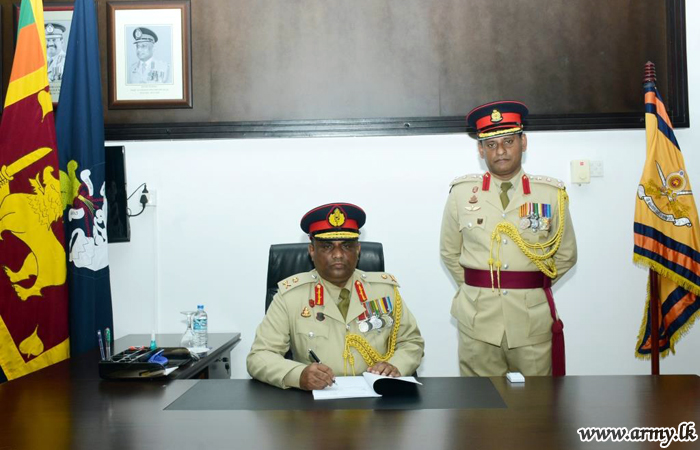 SLLI's New Colonel of the Regiment, Maj. Gen Jayaweera Assumes Office