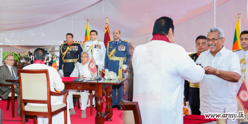 New Prime Minister Hon Mahinda Rajapaksa Takes Oath at Kelaniya Temple Premises