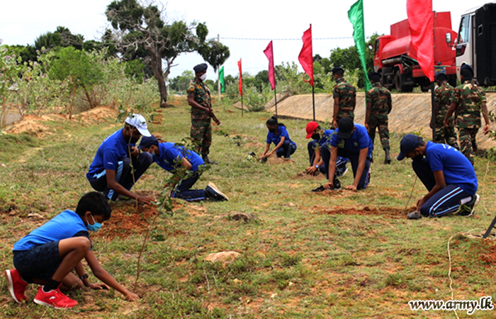 54 Division Troops Plant 8603 Saplings in Wilpattu Afforestation Project & Begin to Cover 268 More Acres