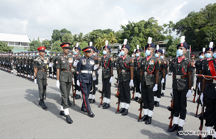 විශ්‍රාම යෑමට නියමිත යුද්ධ හමුදා මූලස්ථානයේ රෙජිමේන්තු සැරයන් මේජර් ගේ සේවය සියළුම රෙජිමේන්තු සැරයන් මේජර්වරුන්ගේ ඇගයීමට