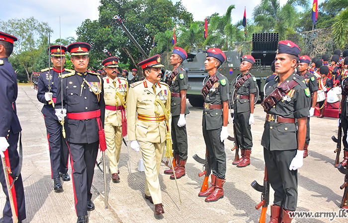 Retiring SLA Senior Officer Saluted in Farewell Parade