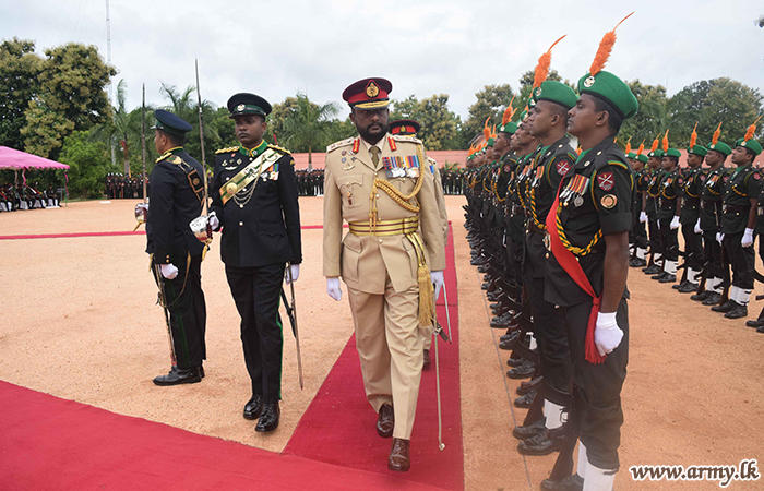 53 Division Salutes its Outgoing General Officer Commanding 