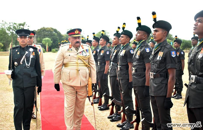 64 Division Salutes its Outgoing General Officer Commanding 