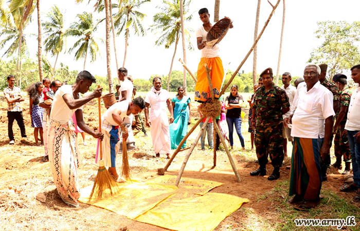 1 SLAGSC Detachment - Kuttigala Reaps its First Paddy Harvest Following Ancient Practices
