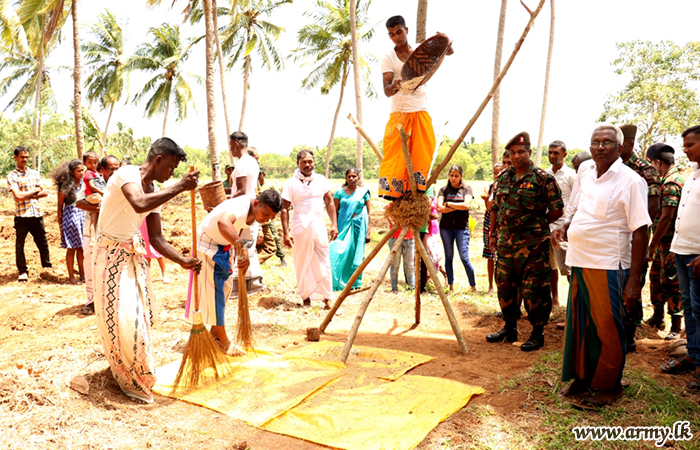 இராணுவ பொது சேவைகள் படை பயிற்சி பாடசாலையில்  பண்டைய நடைமுறைகளை பின்பற்றி அதன் முதல் நெல் அறுவடை 