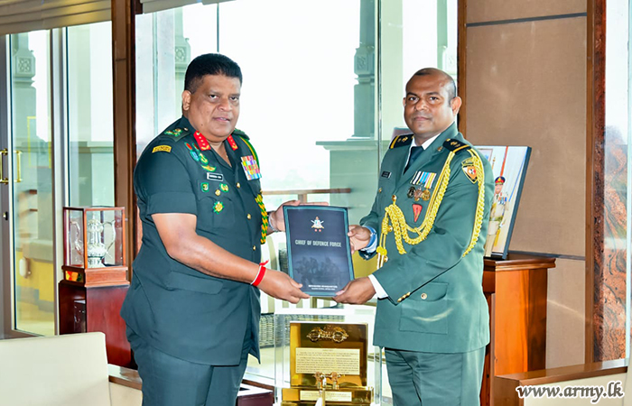 மாலைதீவு உயர்ஸ்தானிகா பாதுகாப்பு இணைப்பதிகாரி  இராணுவத் தளபதியை சந்திப்பு