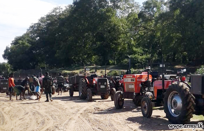 Troops with Policemen Arrest 144 Suspects, Engaged in Illegal Sand-mining